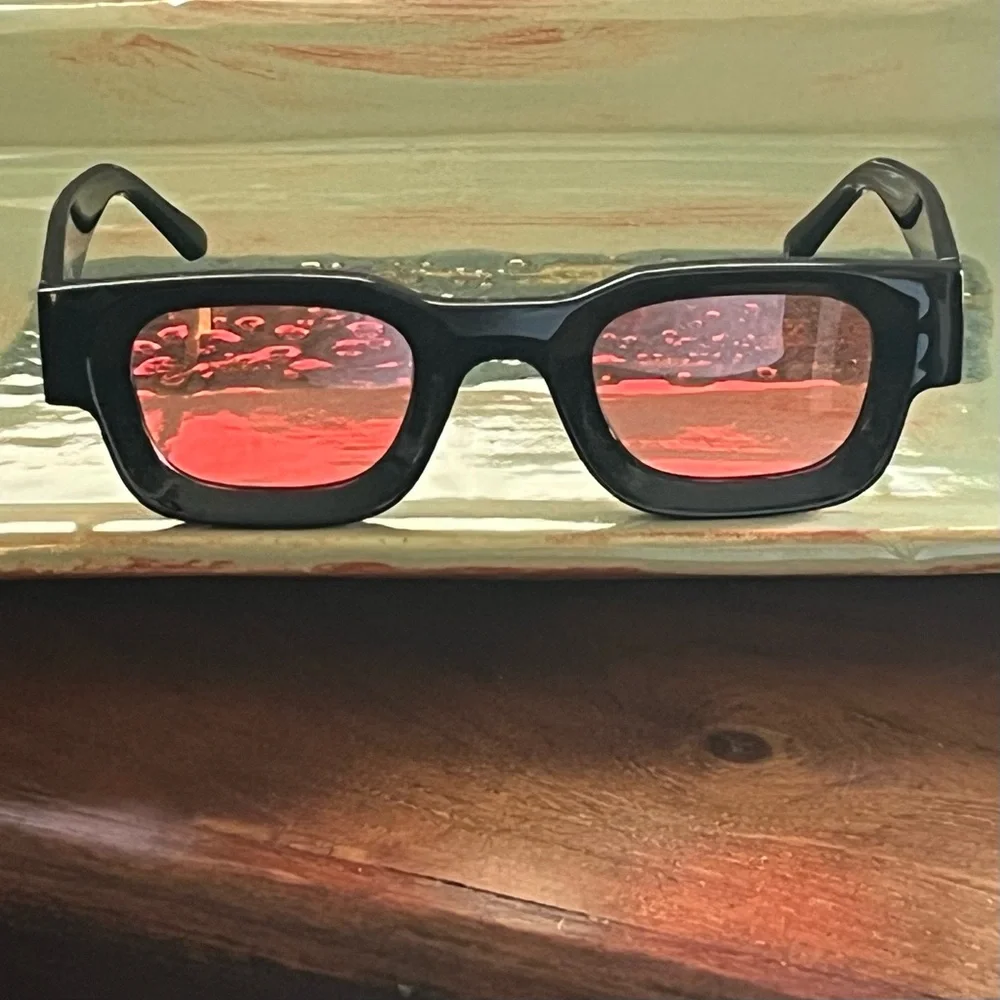 Worn 1 HOUR -Rose Lensed Sunglasses, Polarized, UV400, Shiny Black Frame